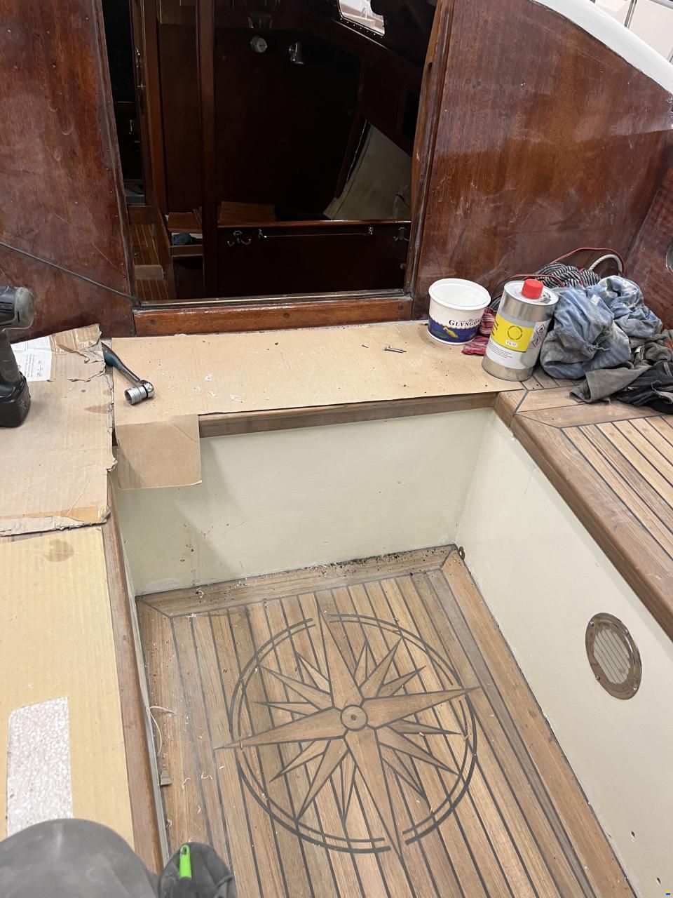 Hallberg-Rassy Mistral 33