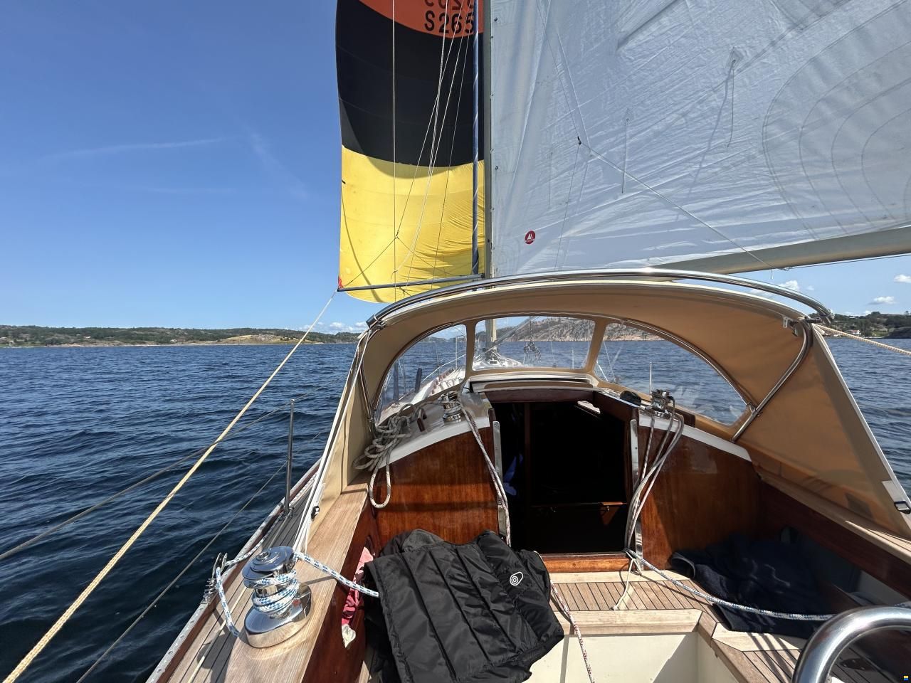 Hallberg-Rassy Mistral 33