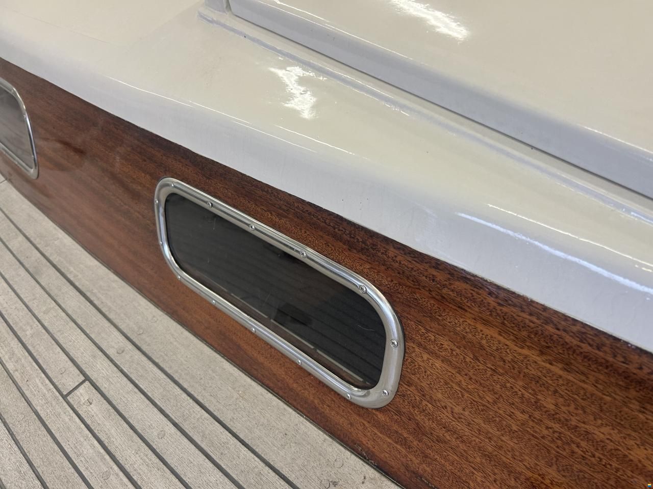 Hallberg-Rassy Mistral 33