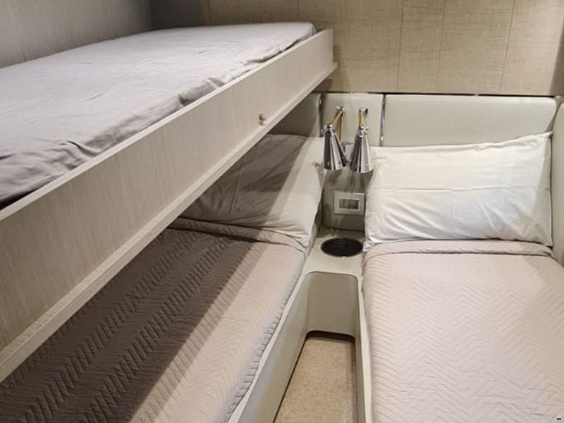 Azimut 80