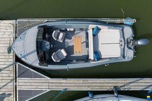 Corsiva 607Runabout