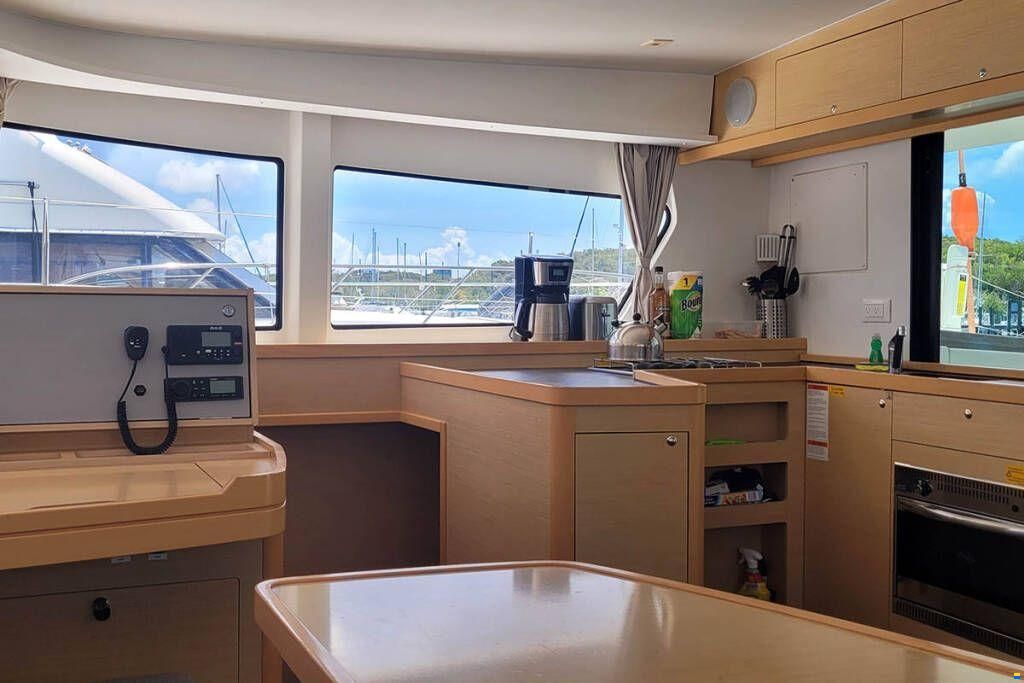 Lagoon 42