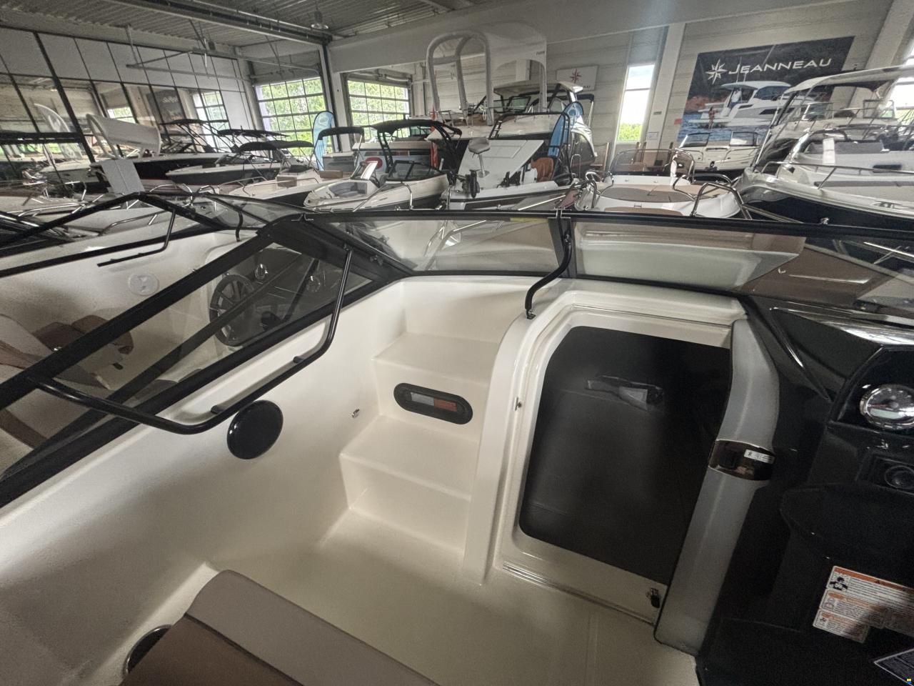 Quicksilver Activ 675 Cruiser