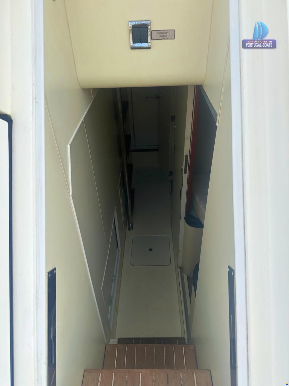 Fairline Squadron 74 custom