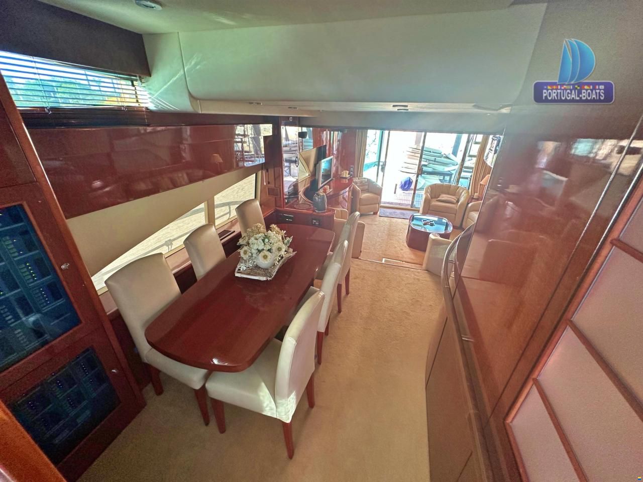 Fairline Squadron 74 custom