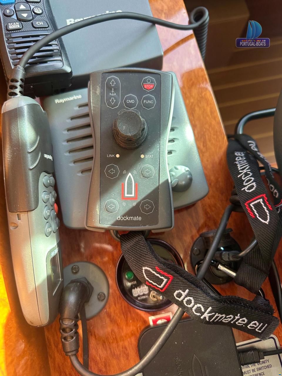 Fairline Squadron 74 custom