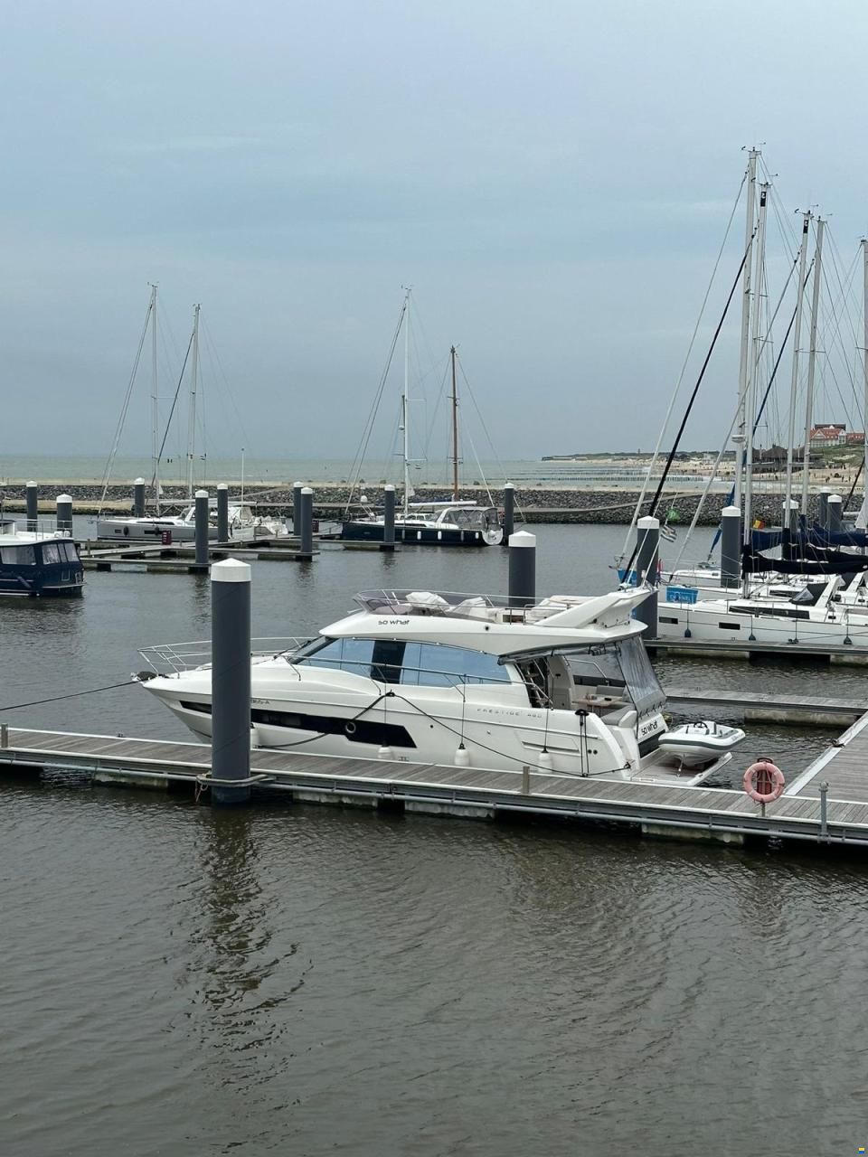 Prestige 460 Flybridge