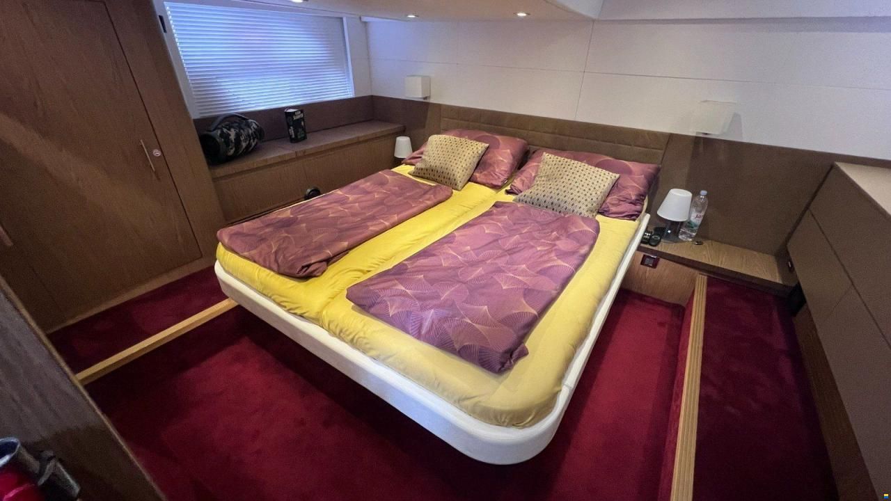 Beneteau 49 GT - 2012