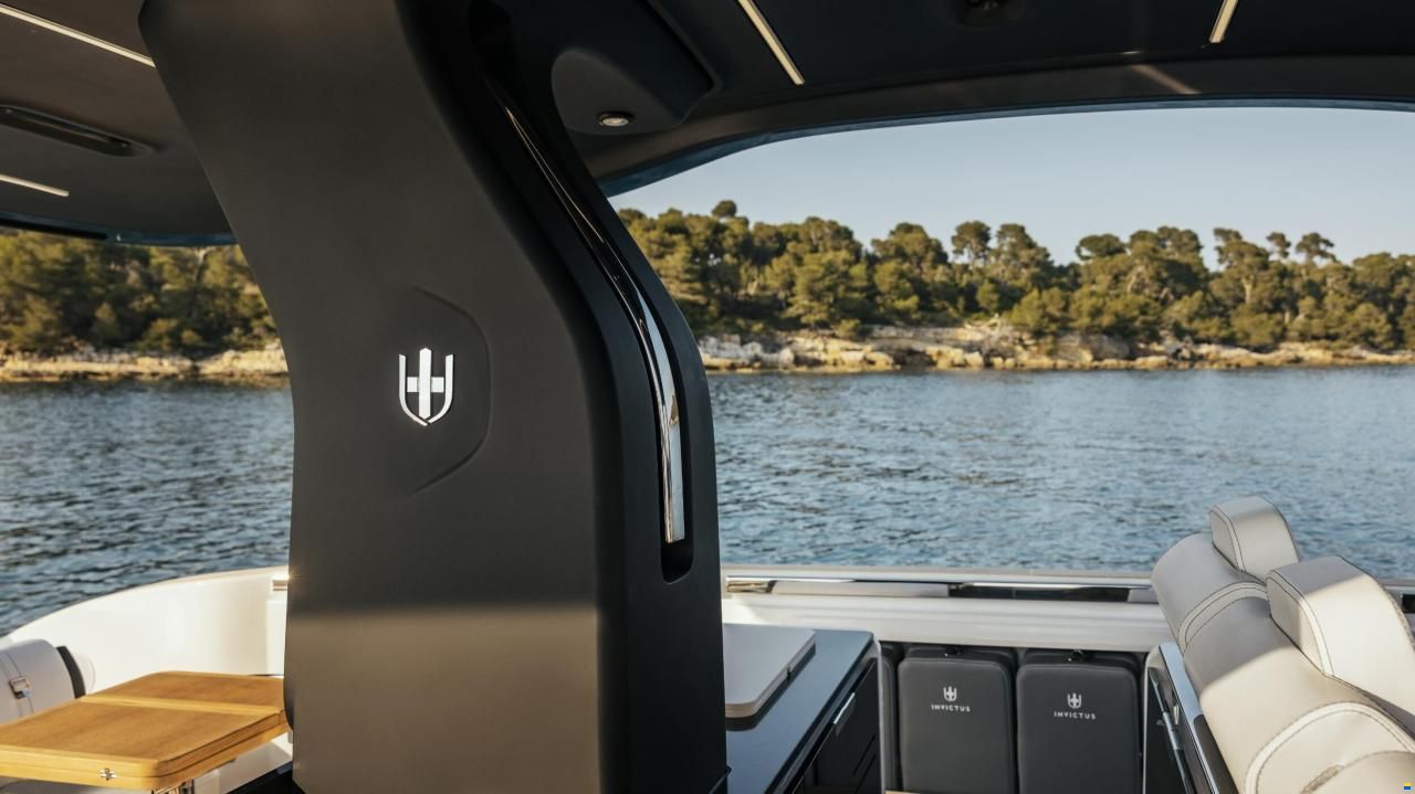 Invictus TT420S