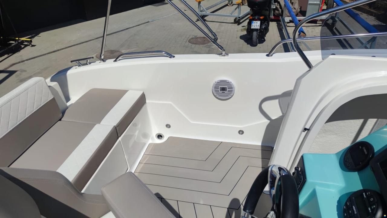 Marine Time QX562 CONSOL