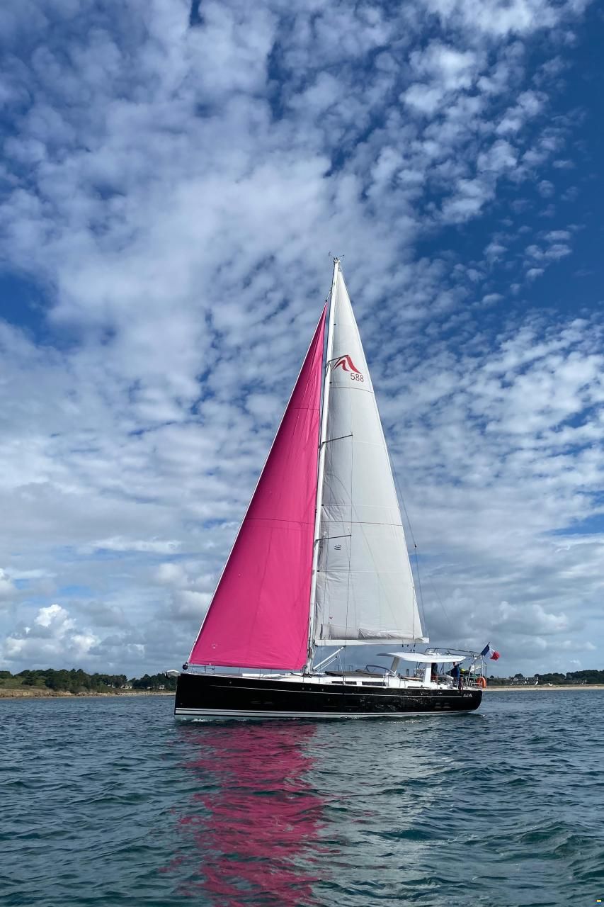 Hanse 588
