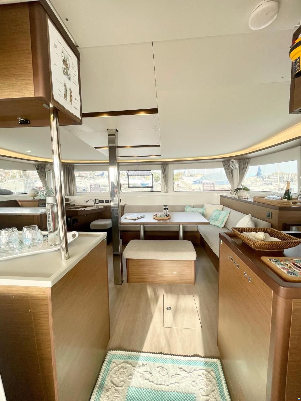 Lagoon 46