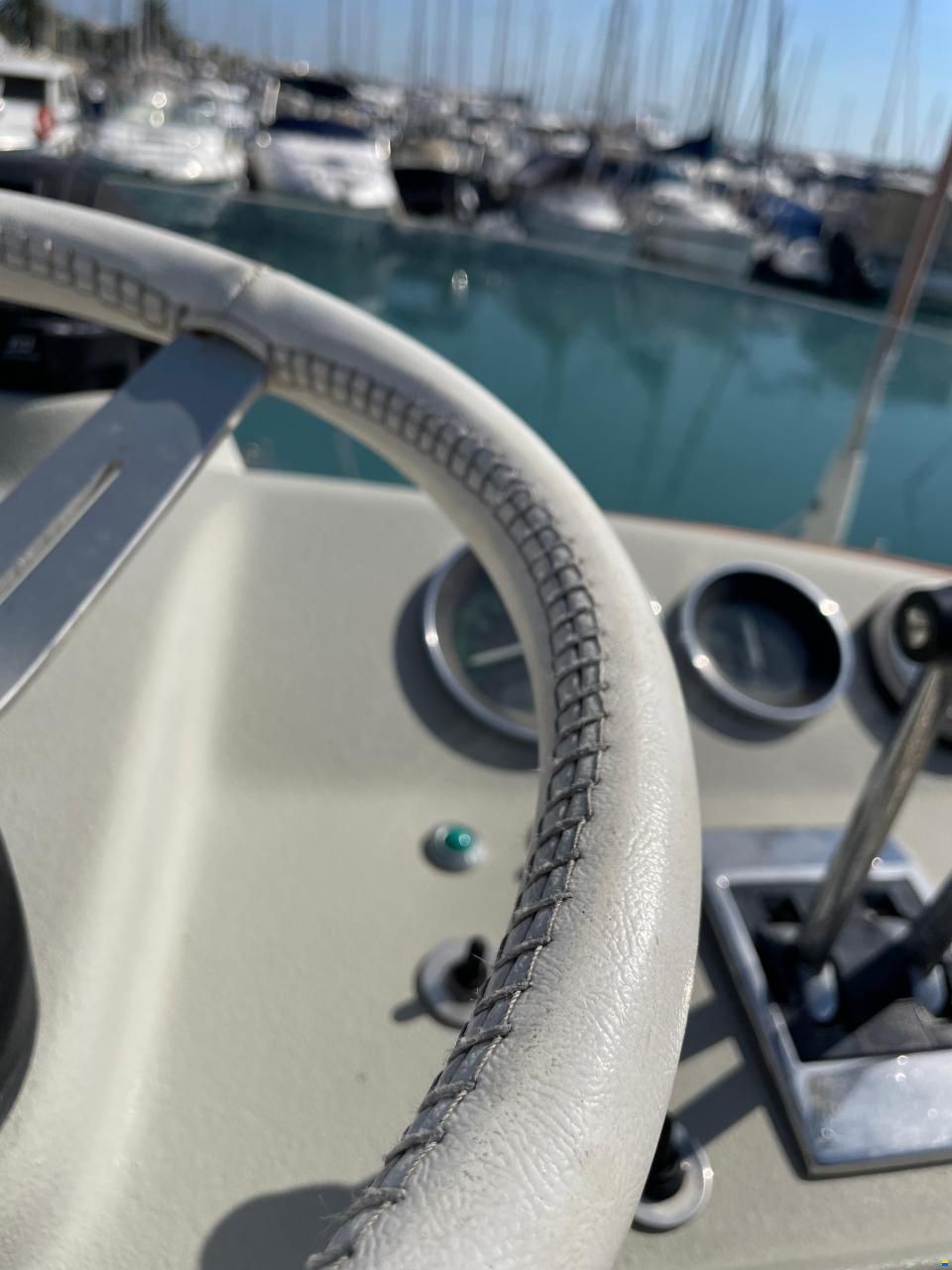 Riva Betram Sport Fish 25