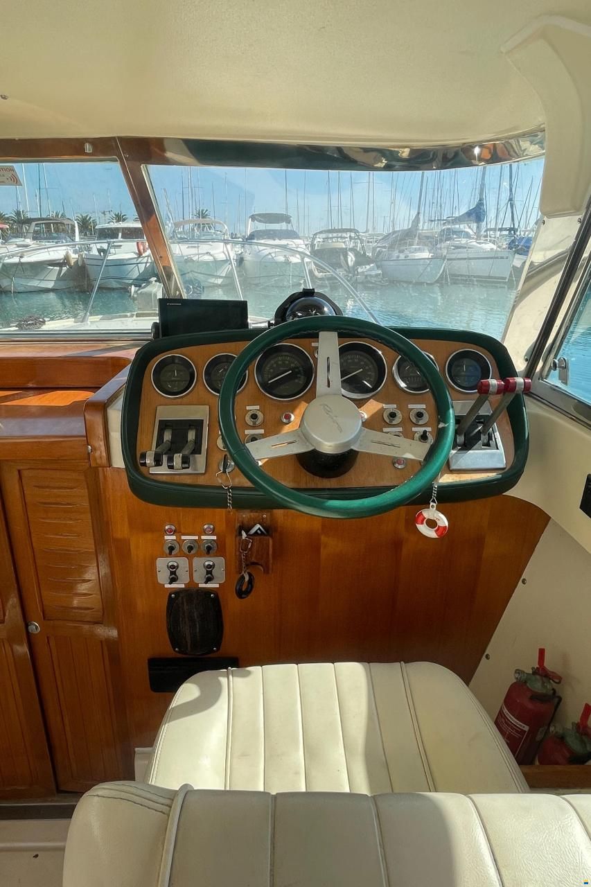 Riva Betram Sport Fish 25