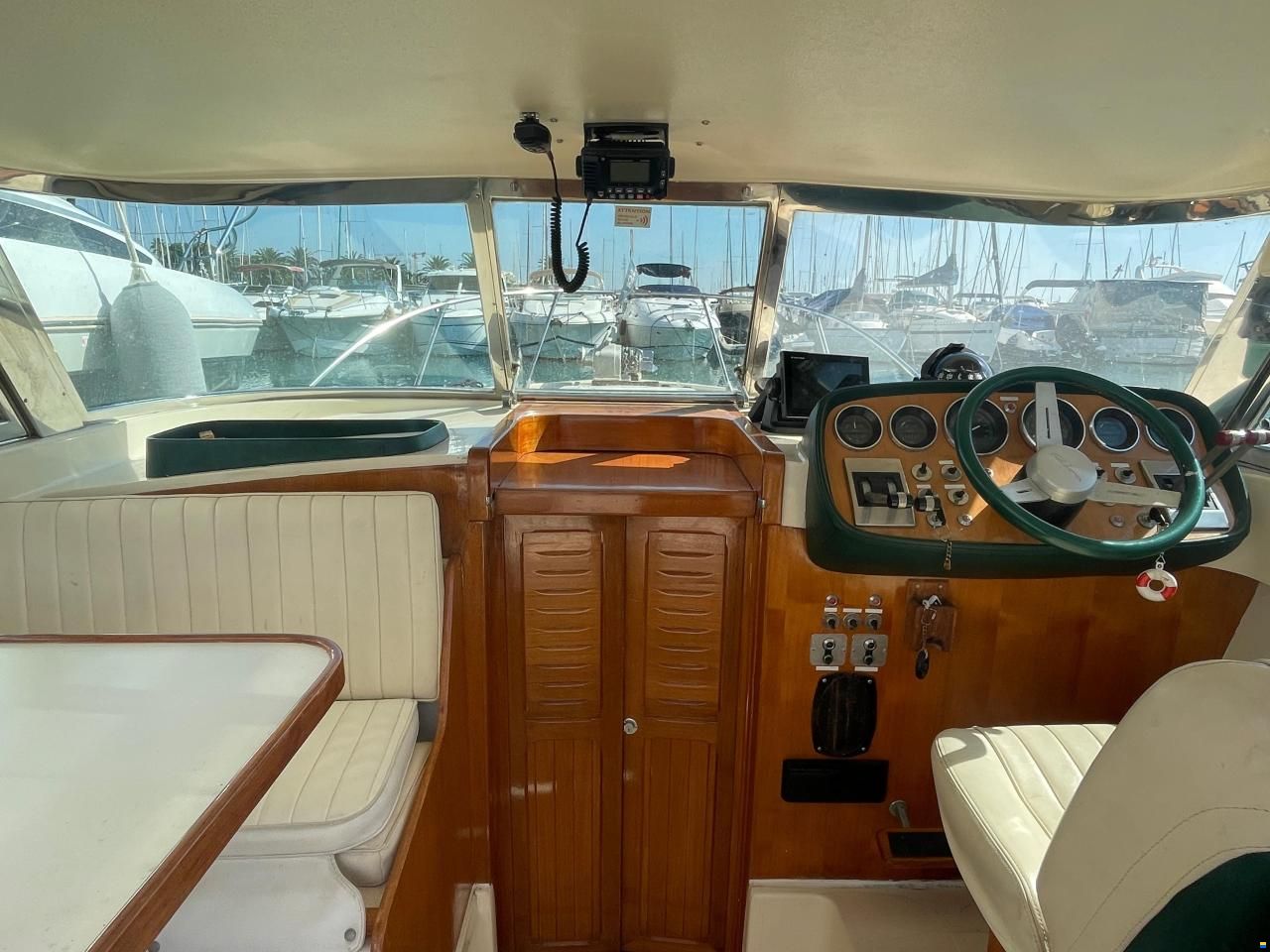 Riva Betram Sport Fish 25
