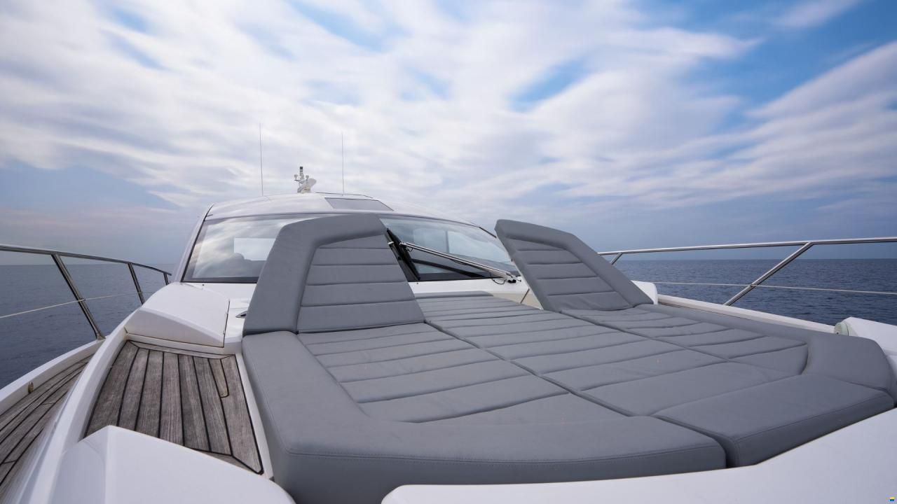 Sunseeker Predator 57