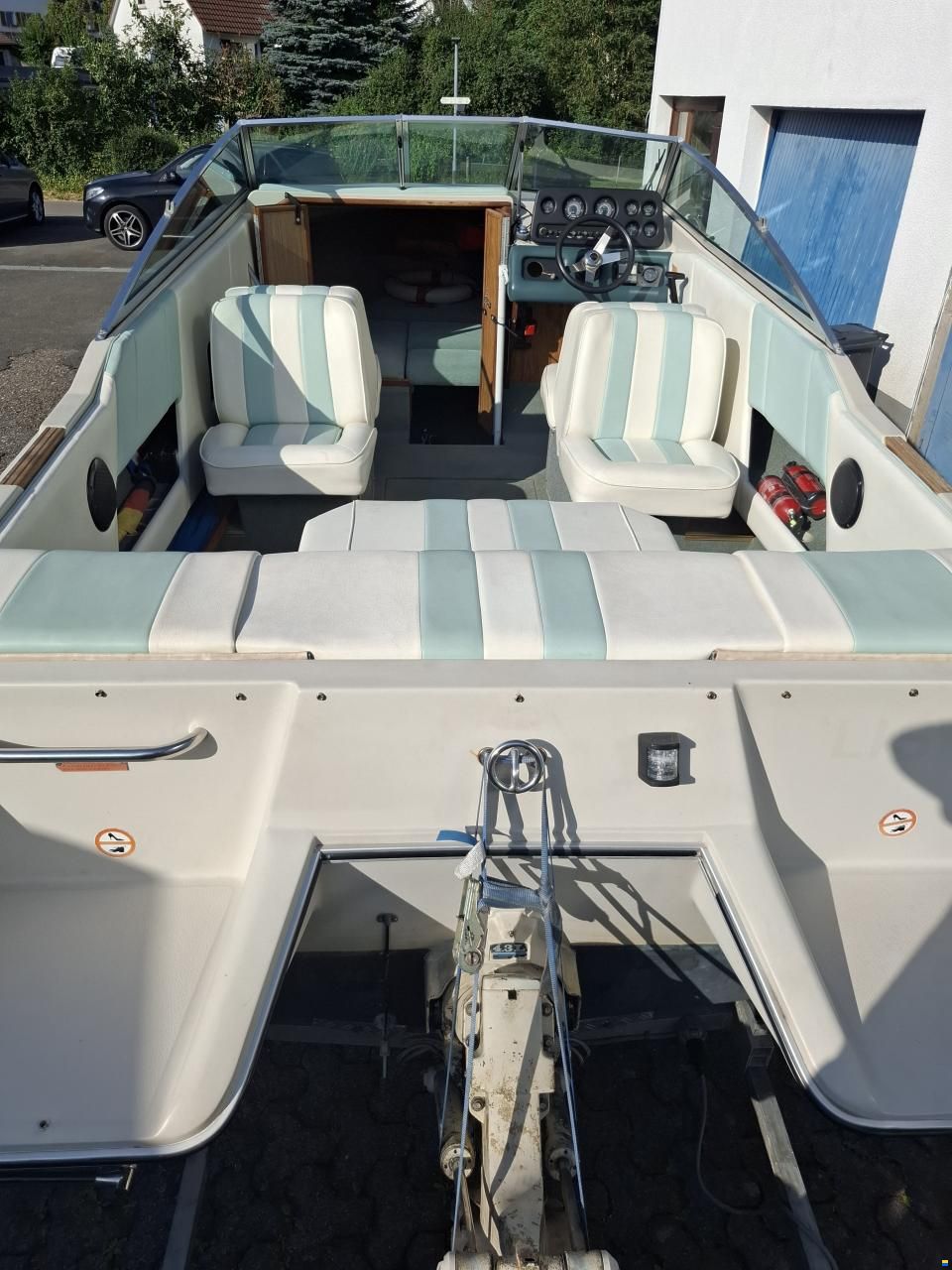 Sea Ray 20 Caddy Cabin