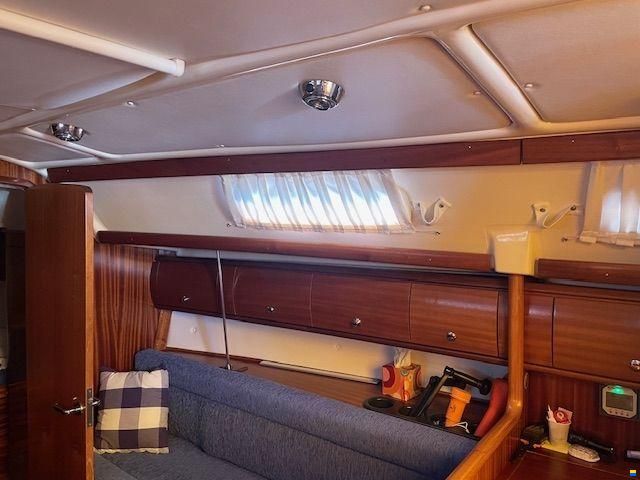 Bavaria 32