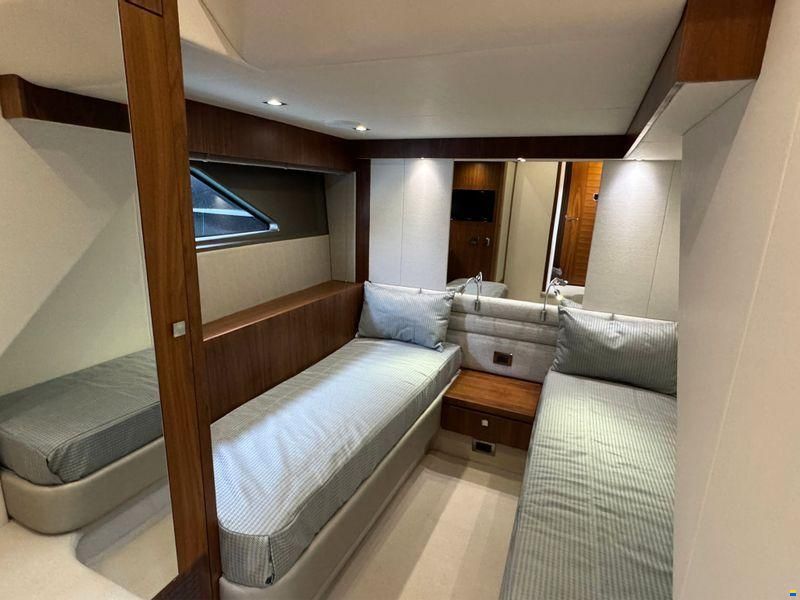 Sunseeker Manhattan 66