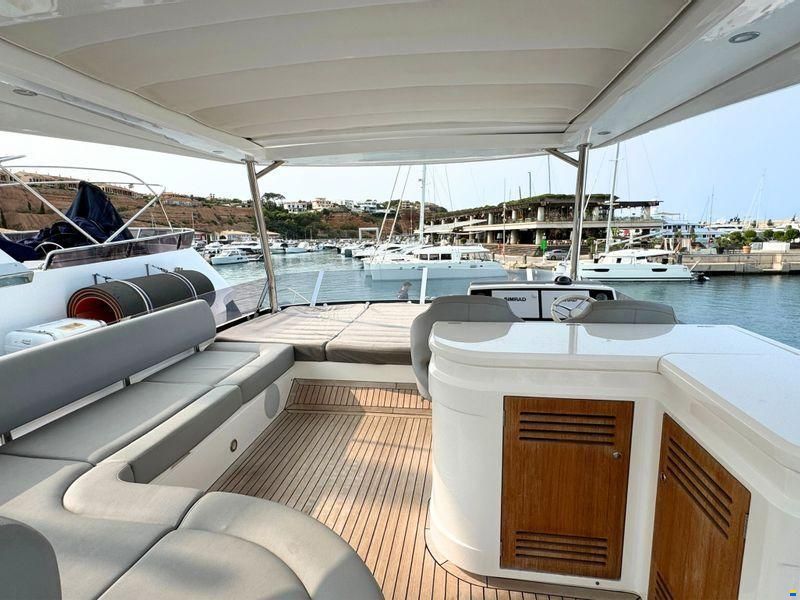 Sunseeker Manhattan 66