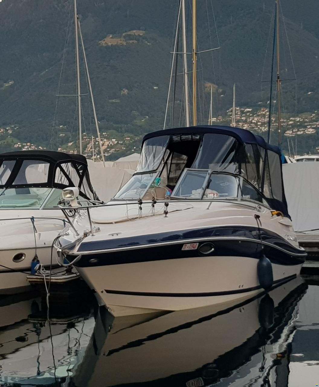 Four Winns Vista 258