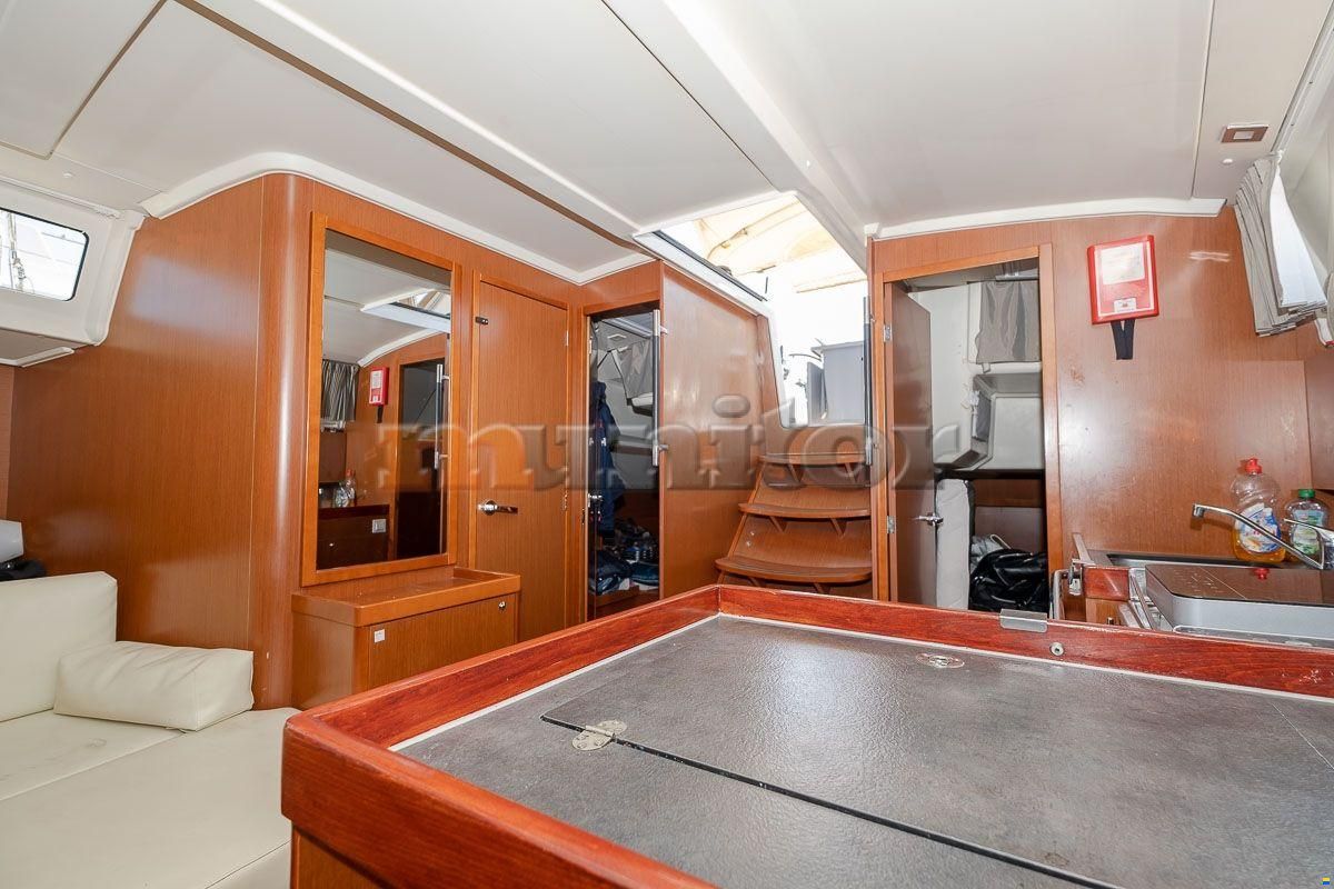 Beneteau Oceanis 41.1