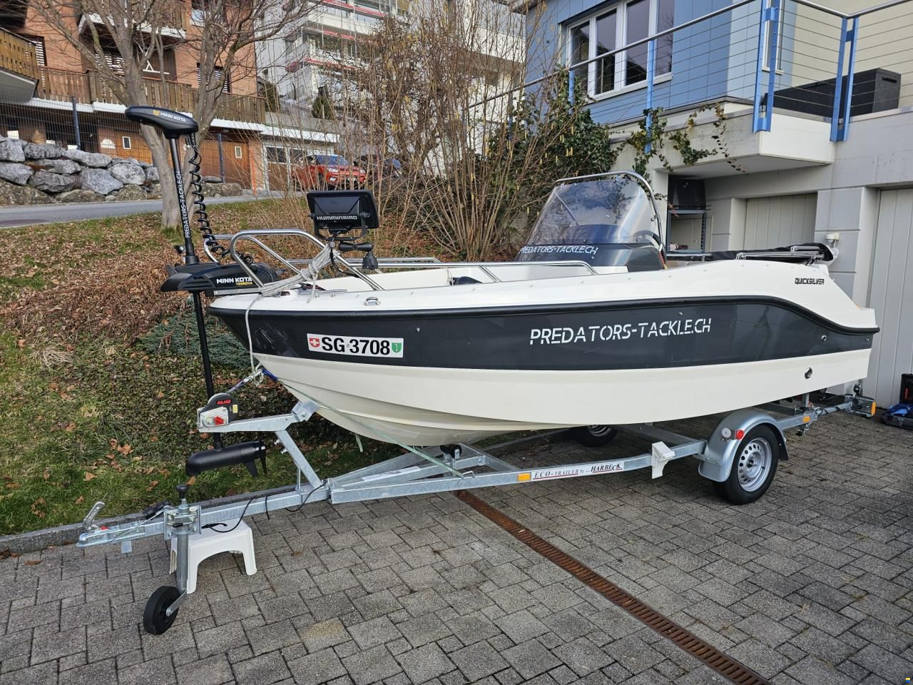 Quicksilver Activ 455 Open
