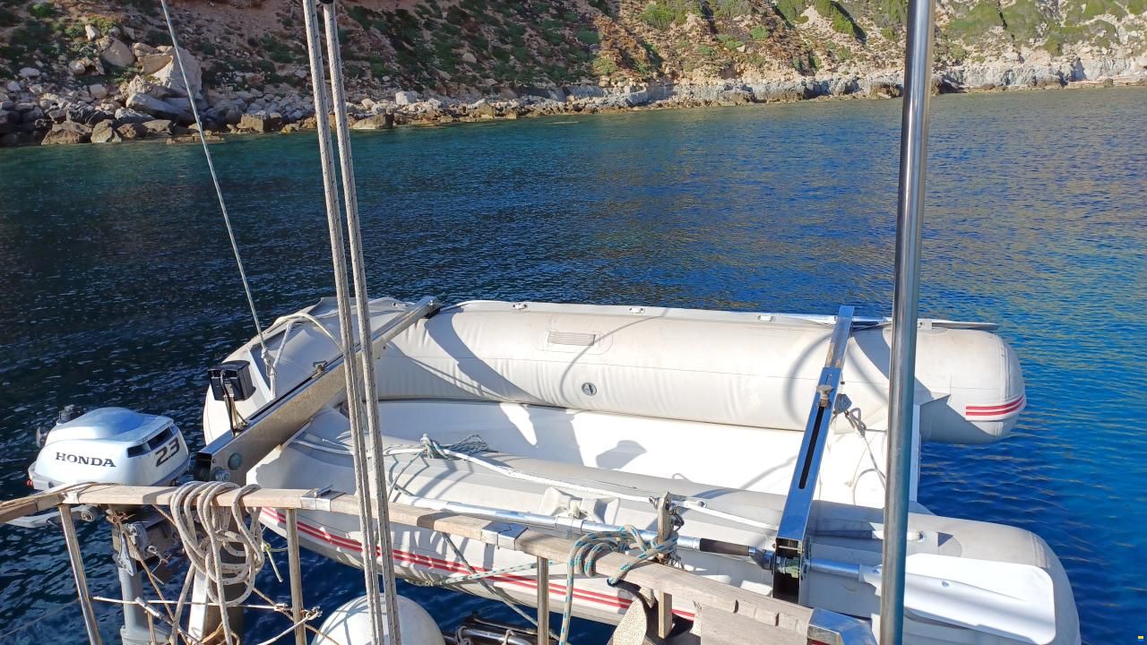 Nauticat 38