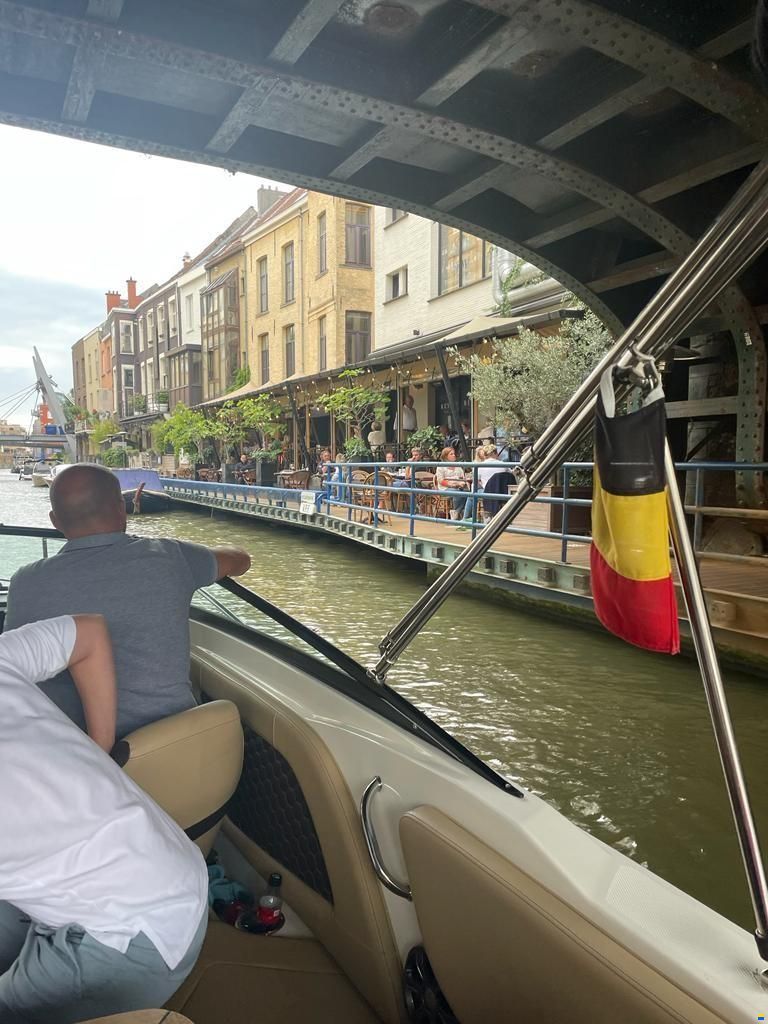 Sea Ray 230 Sun Sport