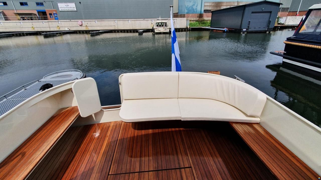 Linssen Grand Sturdy 29.9 Sedan