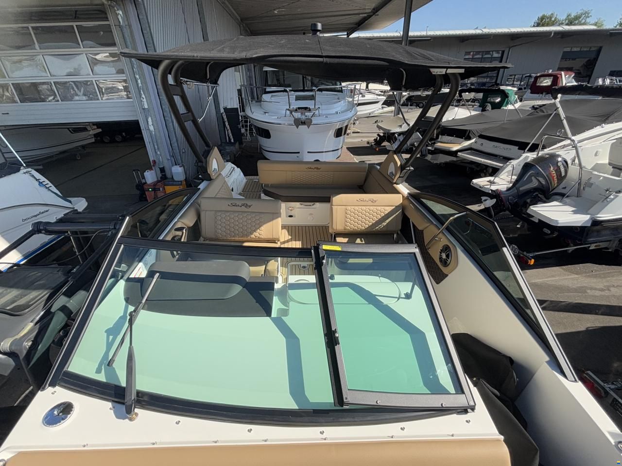 Sea Ray 250 SDXE