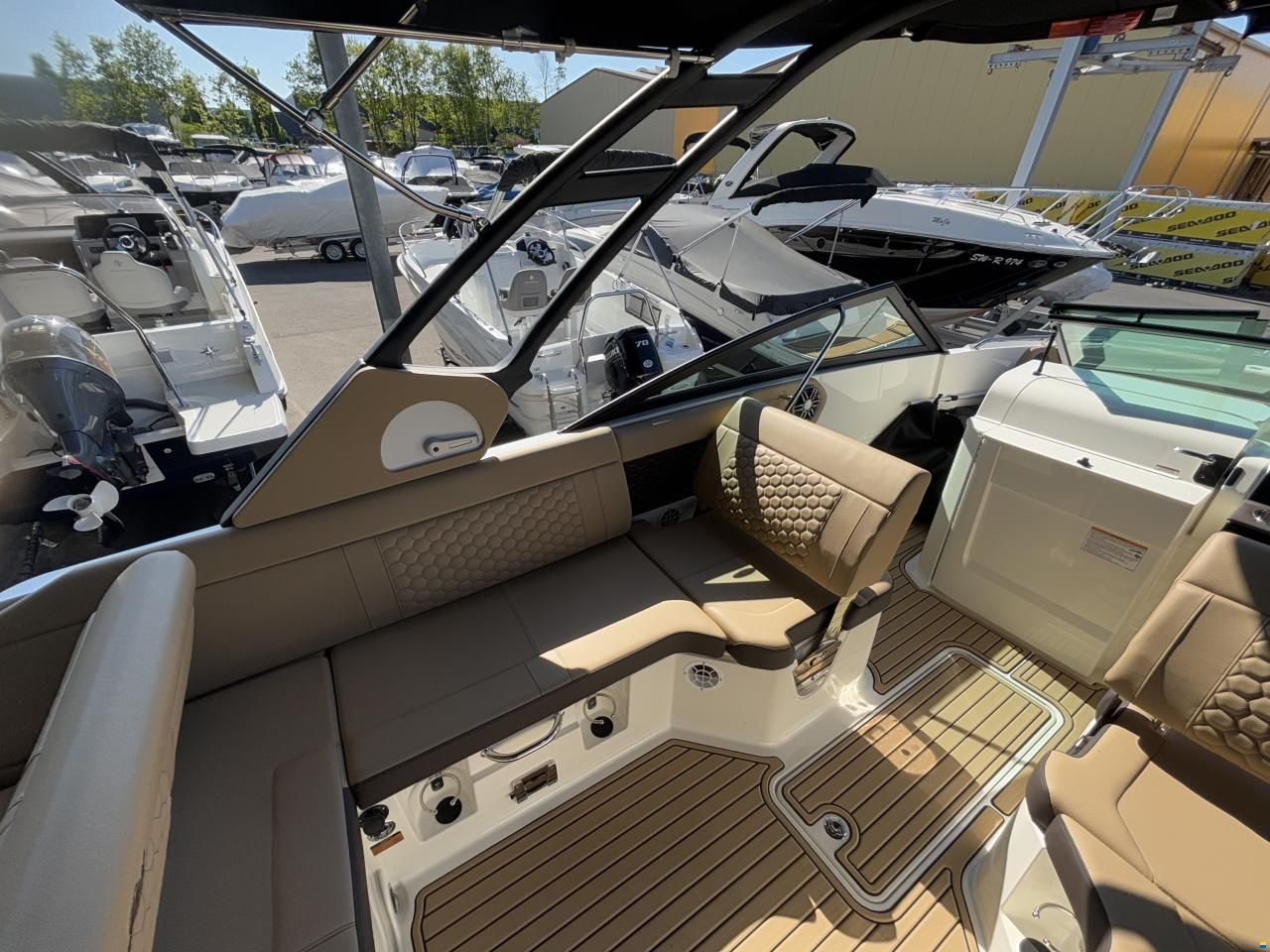Sea Ray 250 SDXE