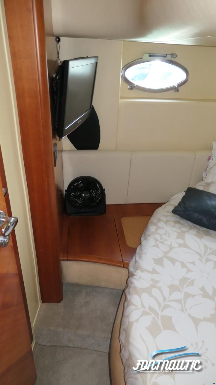 Azimut 46