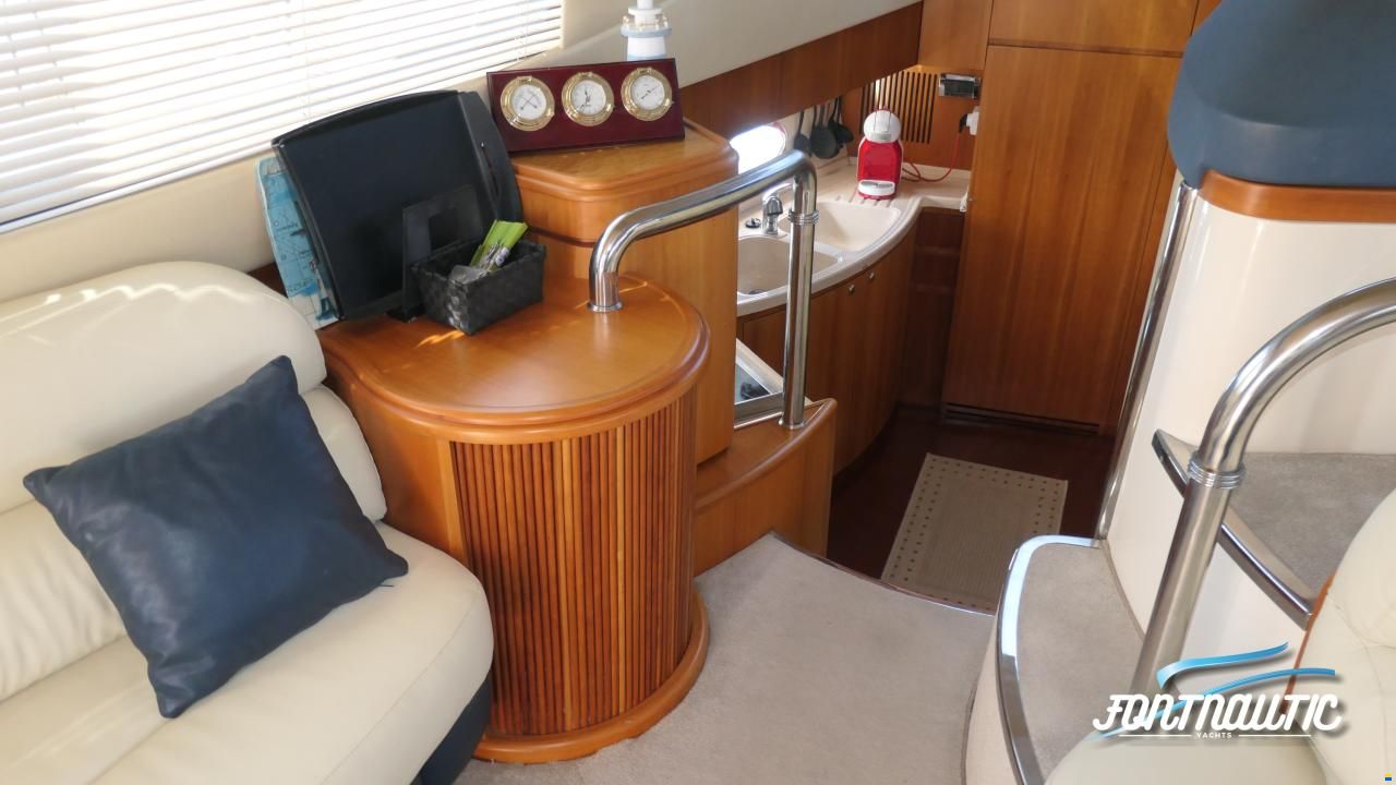 Azimut 46