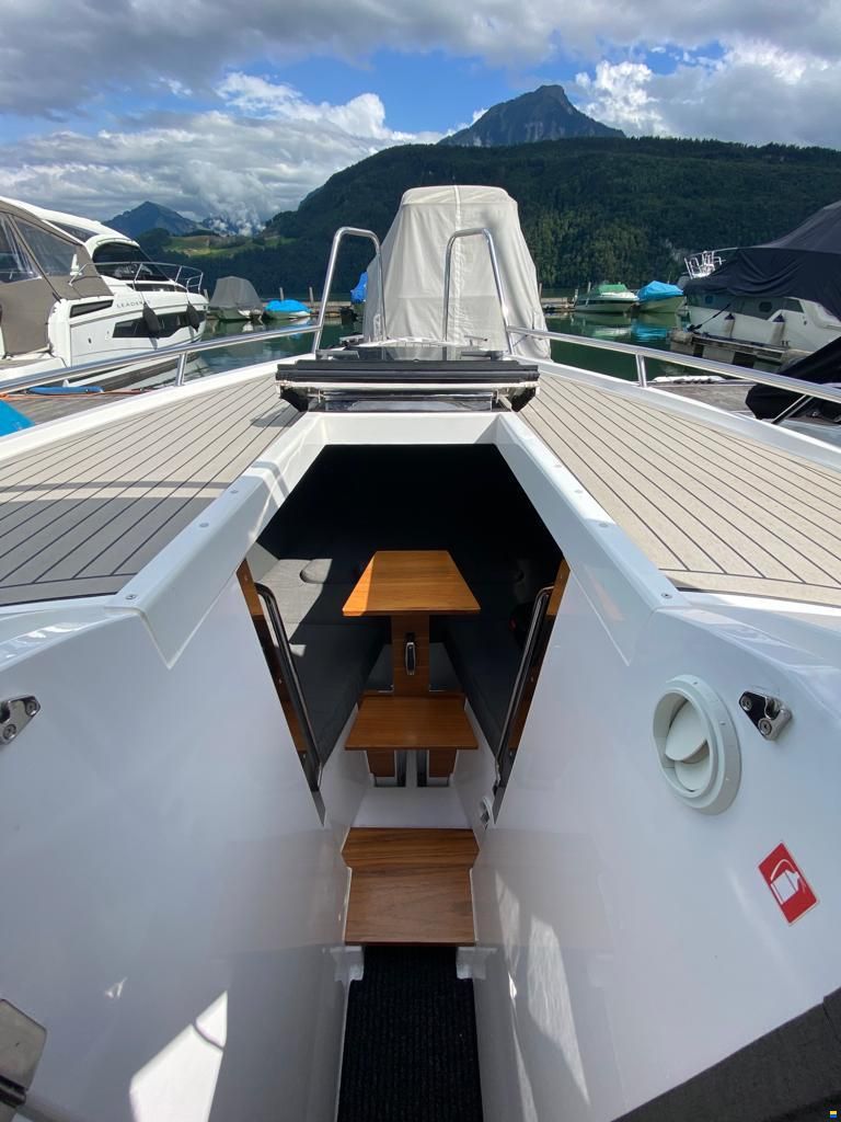 XO Boats XO 270 RS Front Cabin OB