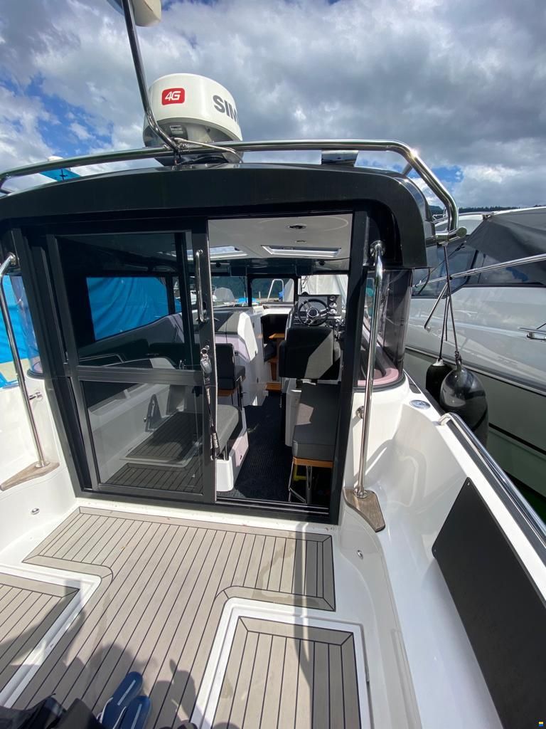 XO Boats XO 270 RS Front Cabin OB