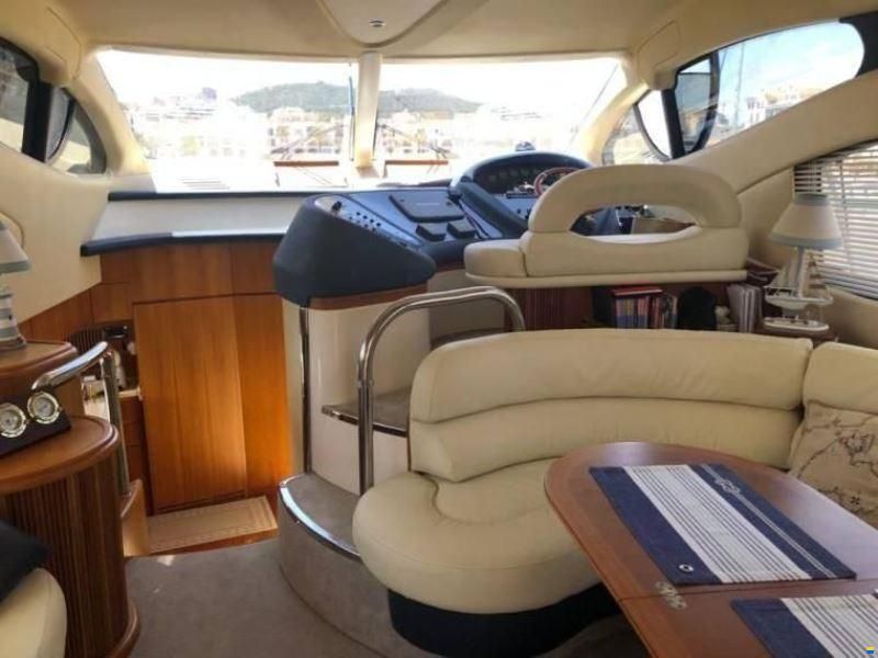 Azimut 46