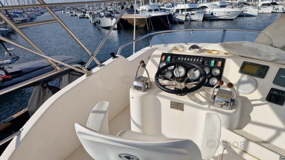 Riviera 33.5 FISHING