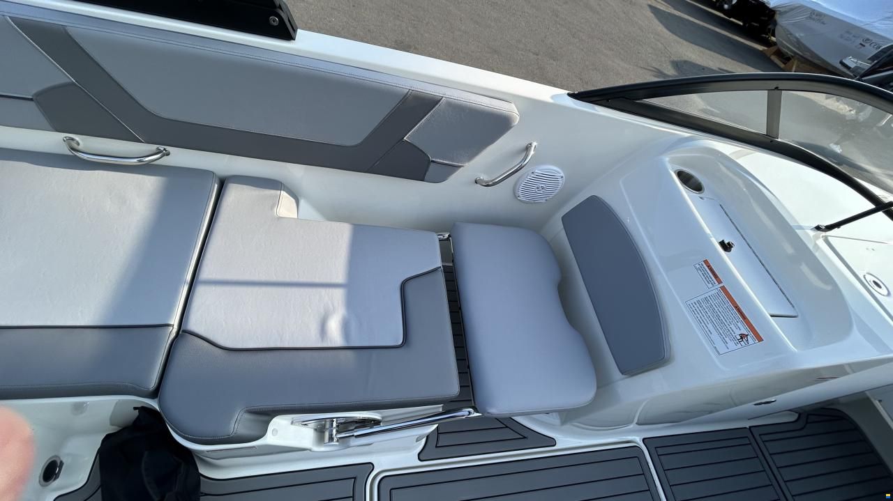 Bayliner VR 6 E