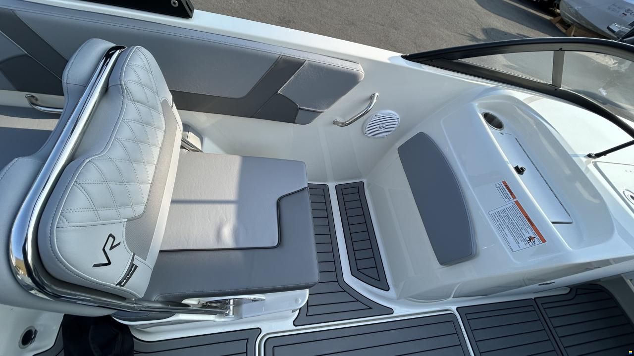 Bayliner VR 6 E