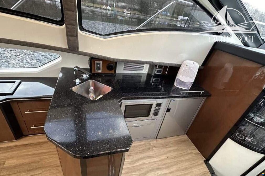 Marquis 42 SC