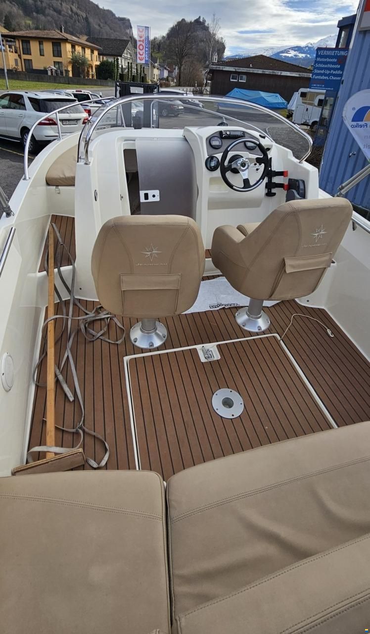 Jeanneau Cap Camarat WA 5.5