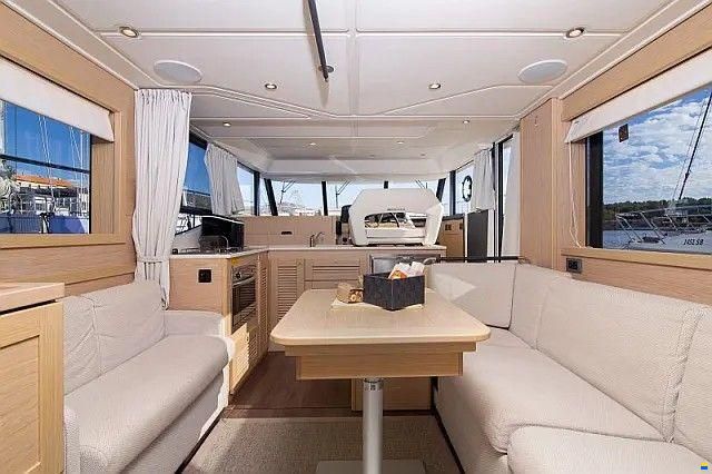 Beneteau Swift Trawler 47