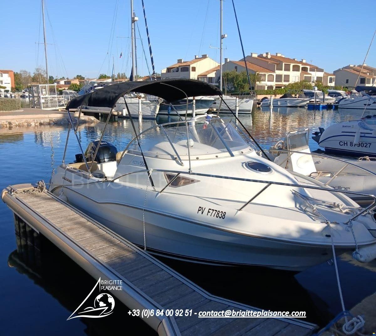 Quicksilver ACTIV 555 CABIN