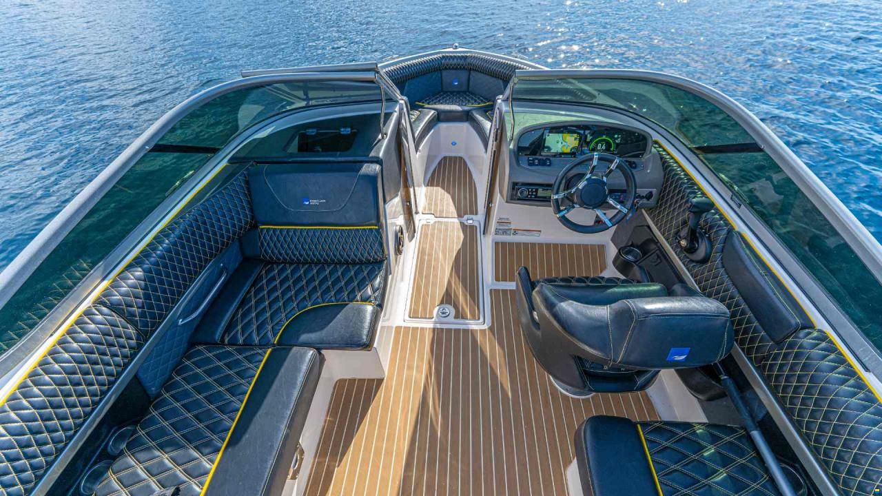 Regal 2100