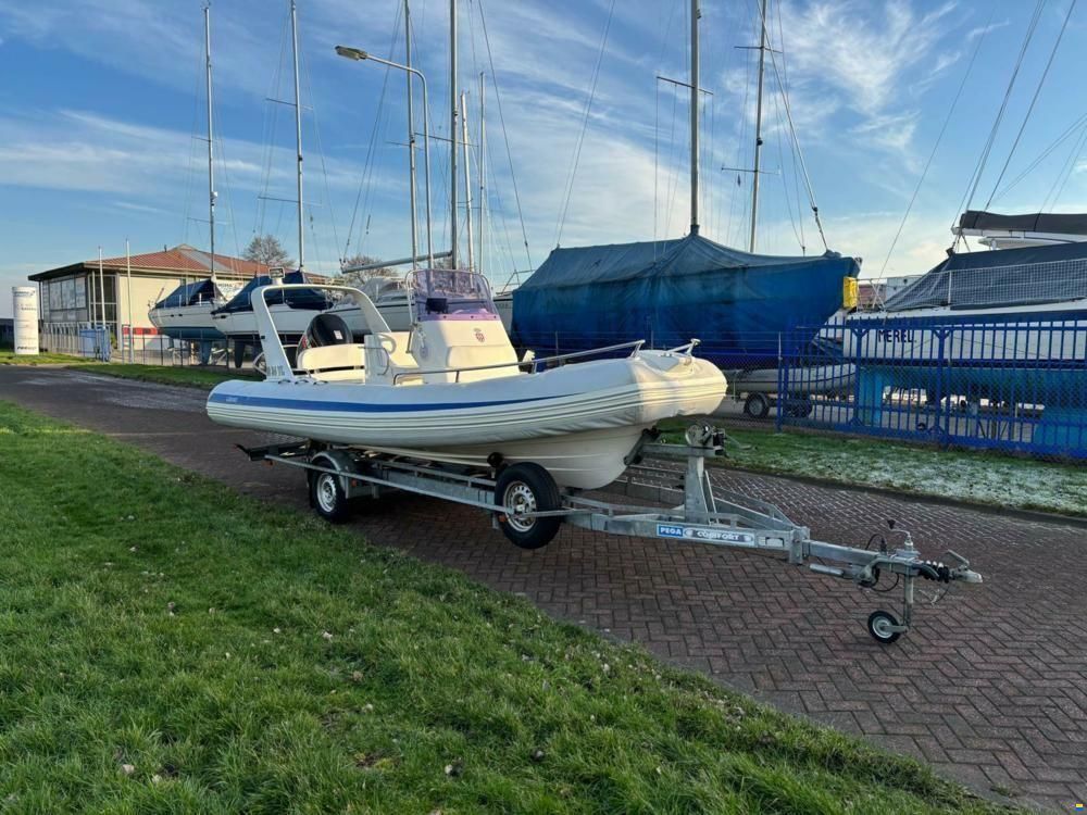 Grand 650 Silverline Suzuki 200pk
