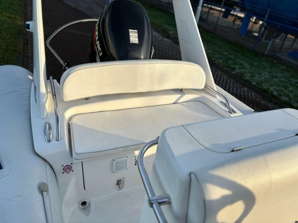 Grand 650 Silverline Suzuki 200pk