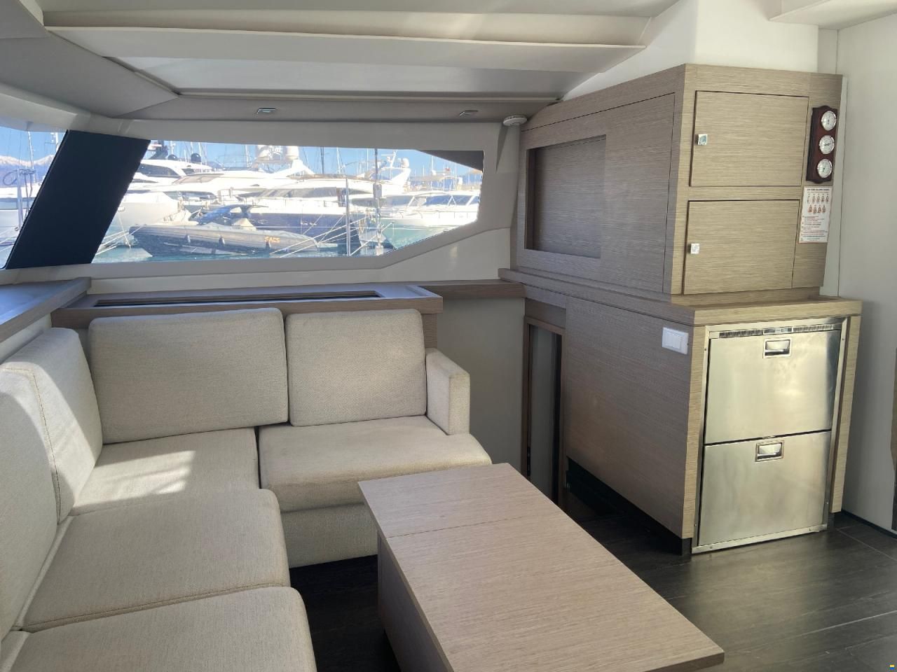 Fountaine Pajot Astrea 42