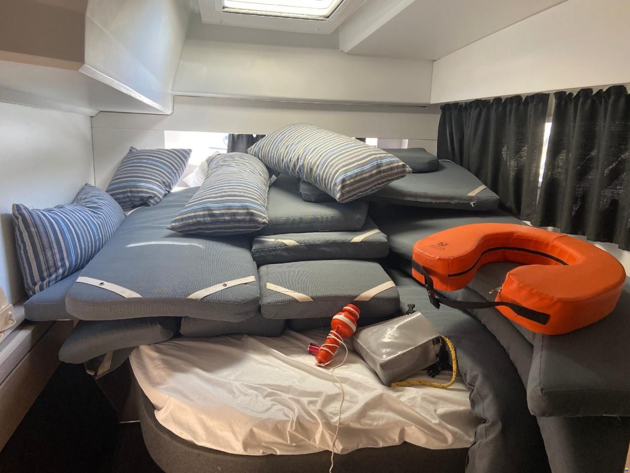 Fountaine Pajot Astrea 42