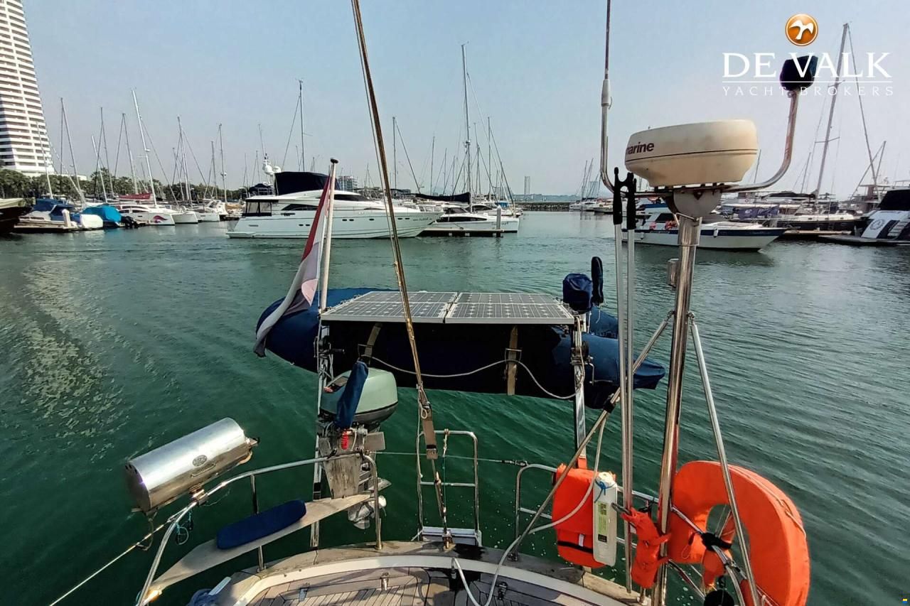 Hallberg-Rassy 45